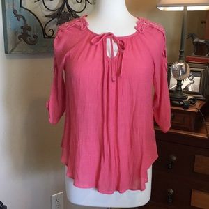 Coral colored blouse. Size M. 3/4 sleeve beautiful